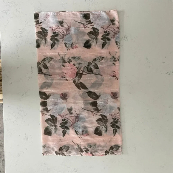 Floral Print 100% Polyester Scarf/Wrap in Blush Pink White & Green Sz OS - Picture 6 of 12